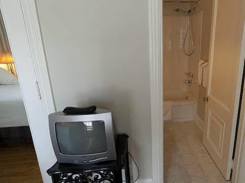 Hotel Belvedere Kingston Dış mekan fotoğraf